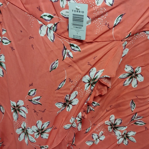Torrid Clothing - Picture 2 of 2